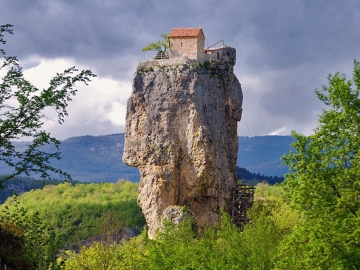 Katskhi Pillar Qutaisi