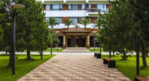 Hotel Oasis Чакви